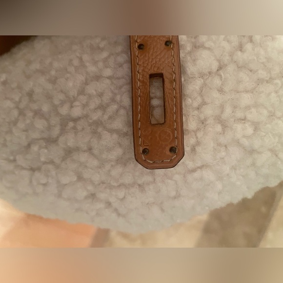 SOLD Hermes Kelly 28 courchevel leather on Gold with GHW SOLD - Picture 15 of 16